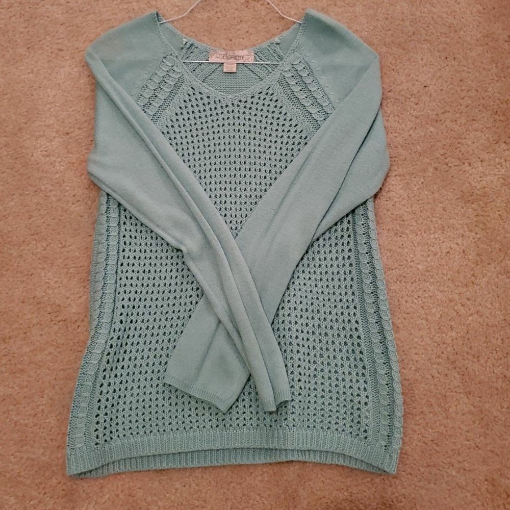 Sweater - - Picture 5 of 5